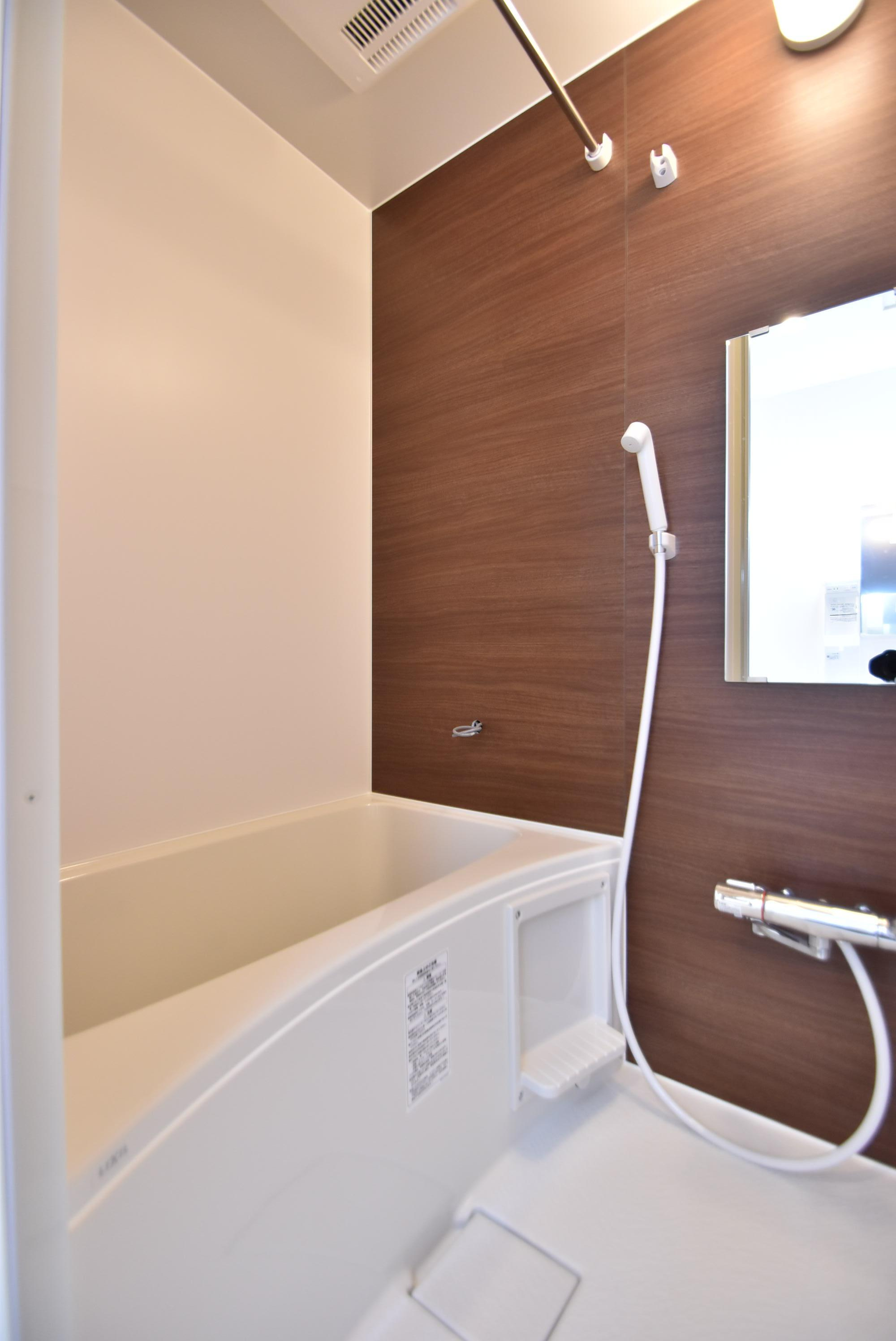 大阪市城東区蒲生２丁目のアパートの浴室