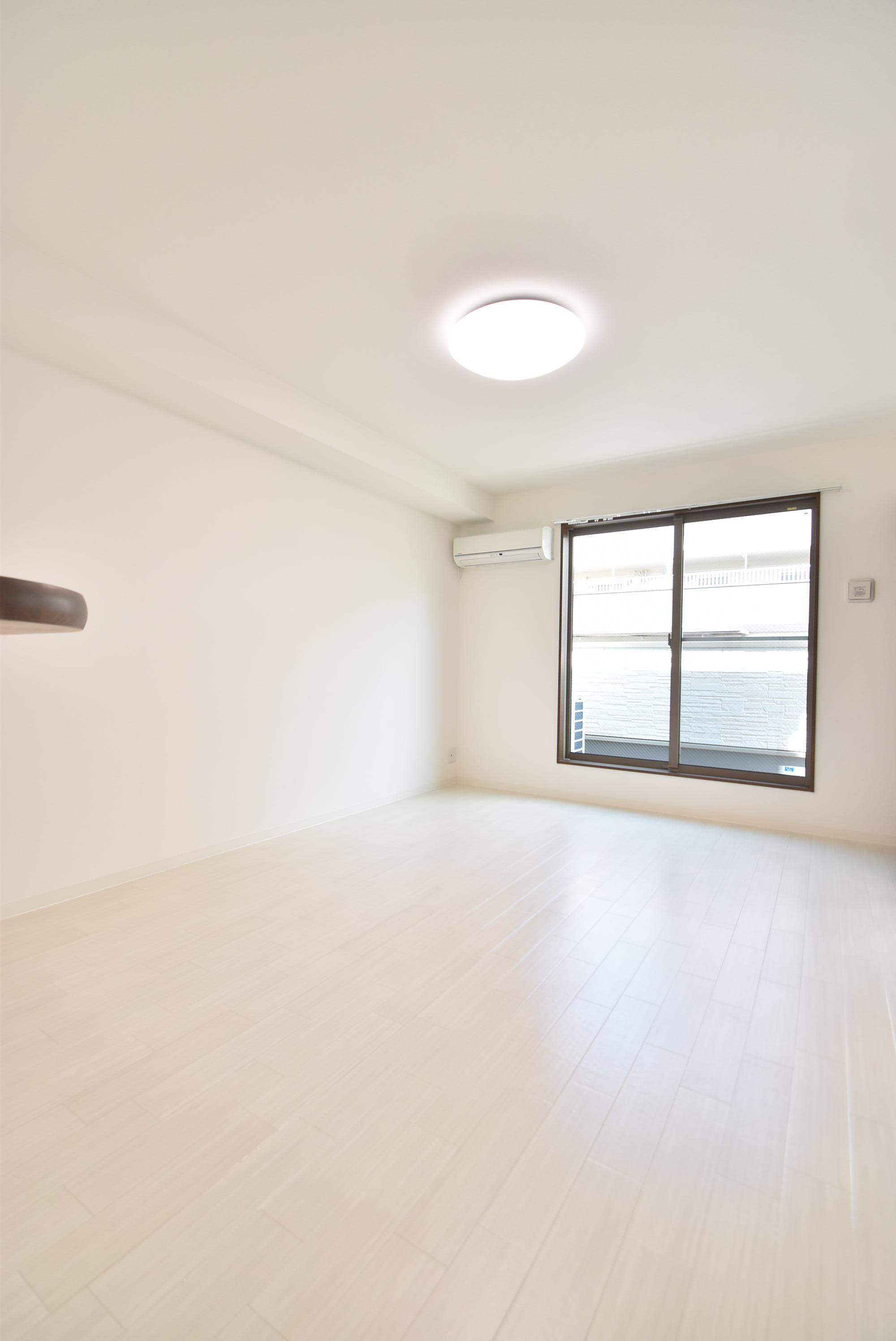 大阪市城東区蒲生２丁目のアパートの居間・リビング