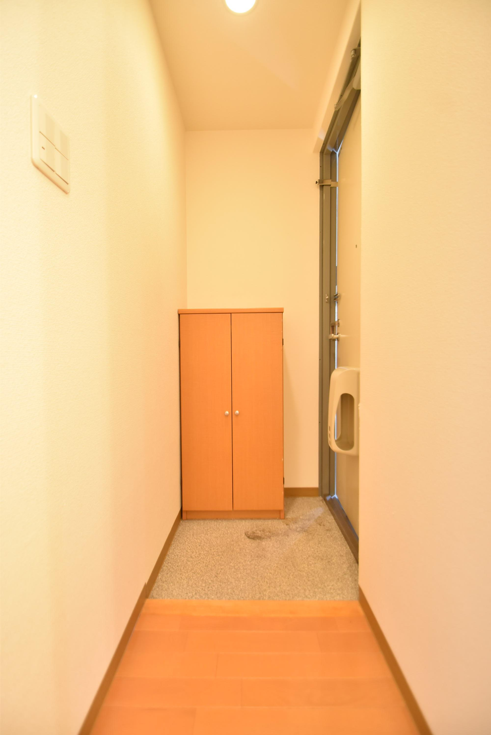 大阪市城東区野江１丁目の賃貸マンションの玄関