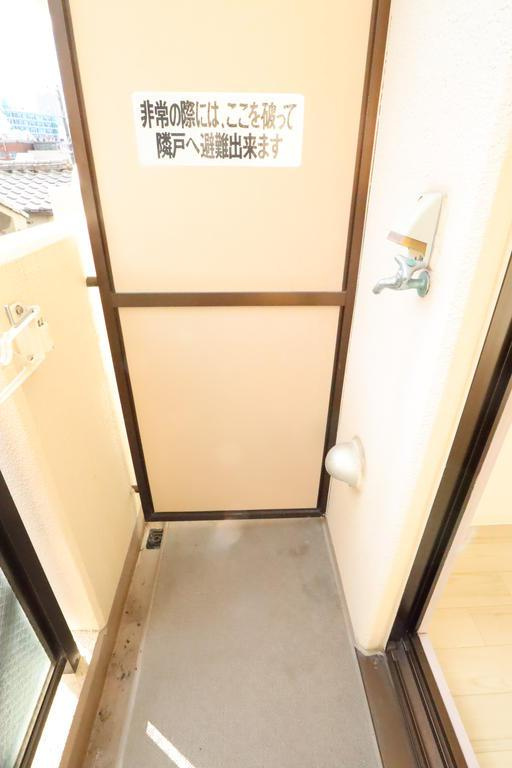 大阪市都島区都島北通１丁目の賃貸マンションのエントランス