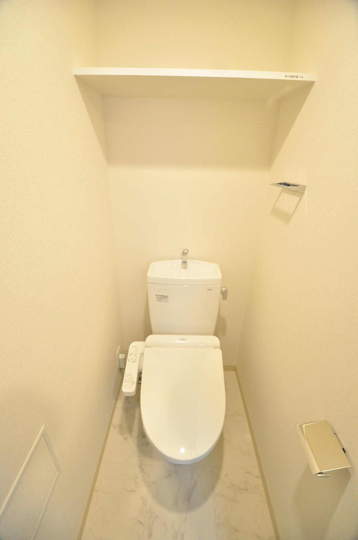 大阪市都島区都島北通２丁目の賃貸マンションのトイレ