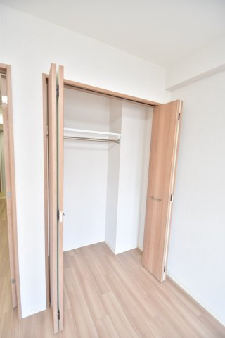 大阪市都島区都島南通１丁目の賃貸マンションの収納