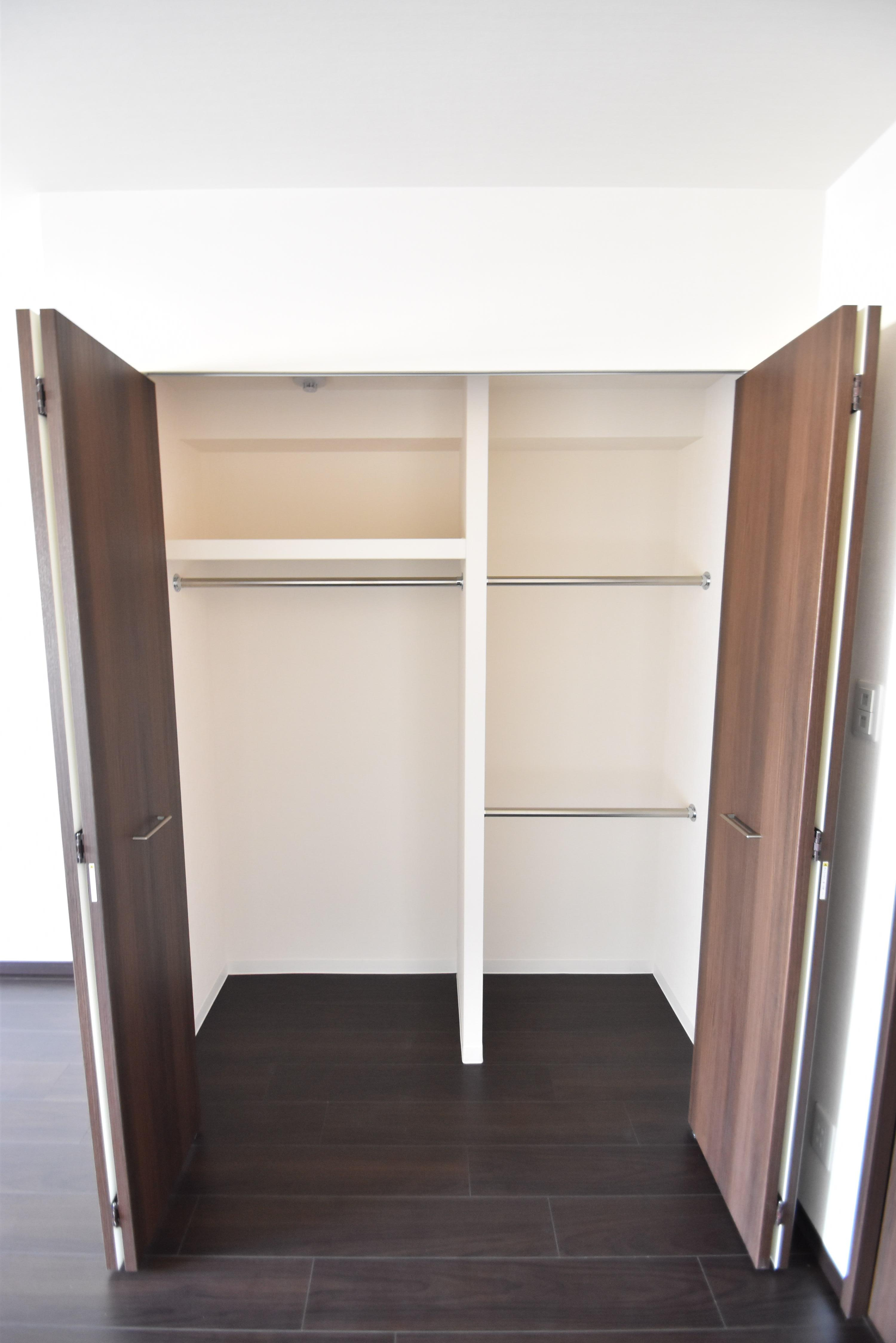 大阪市都島区中野町２丁目の賃貸マンションの収納