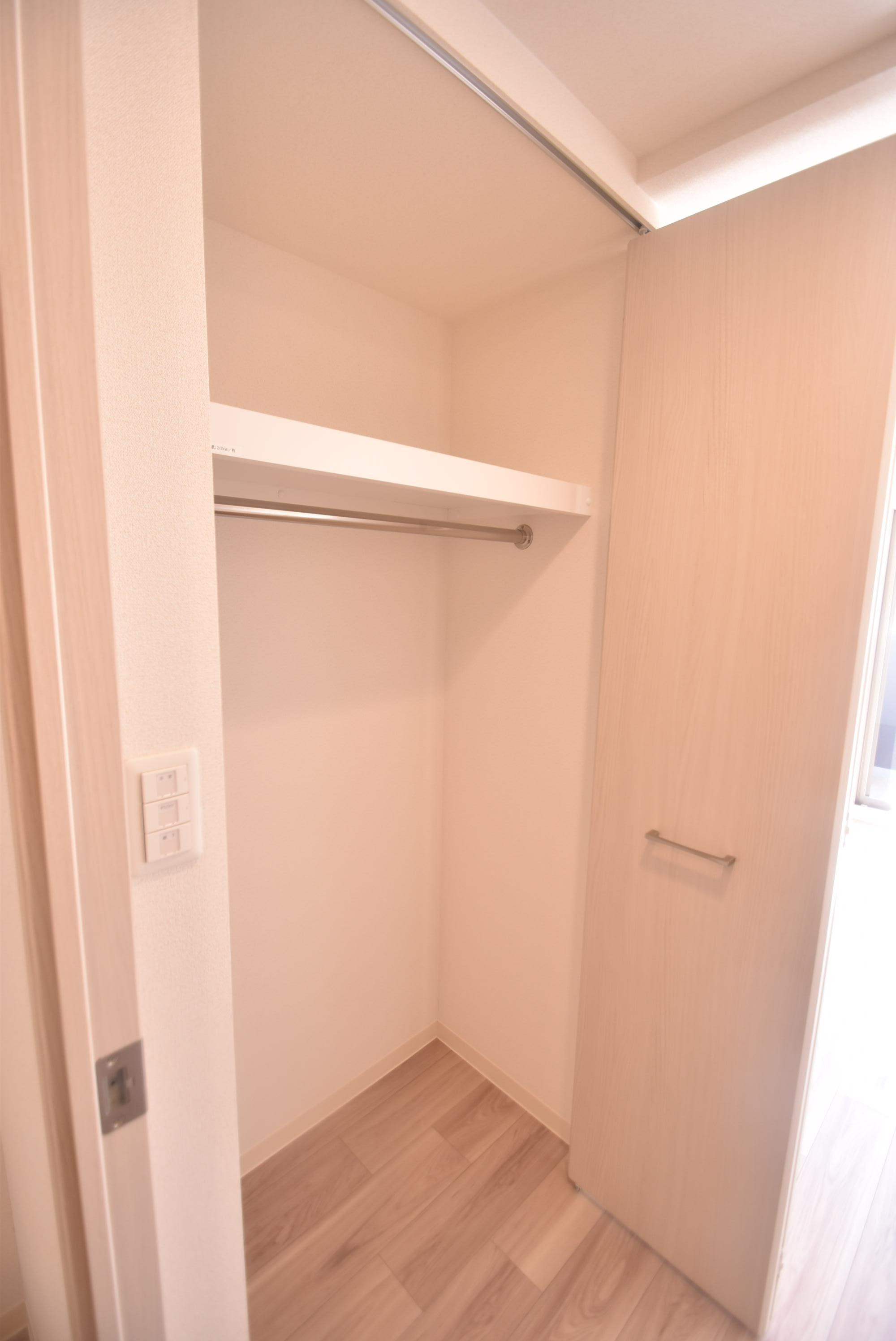 大阪市城東区中央１丁目の賃貸マンションの収納