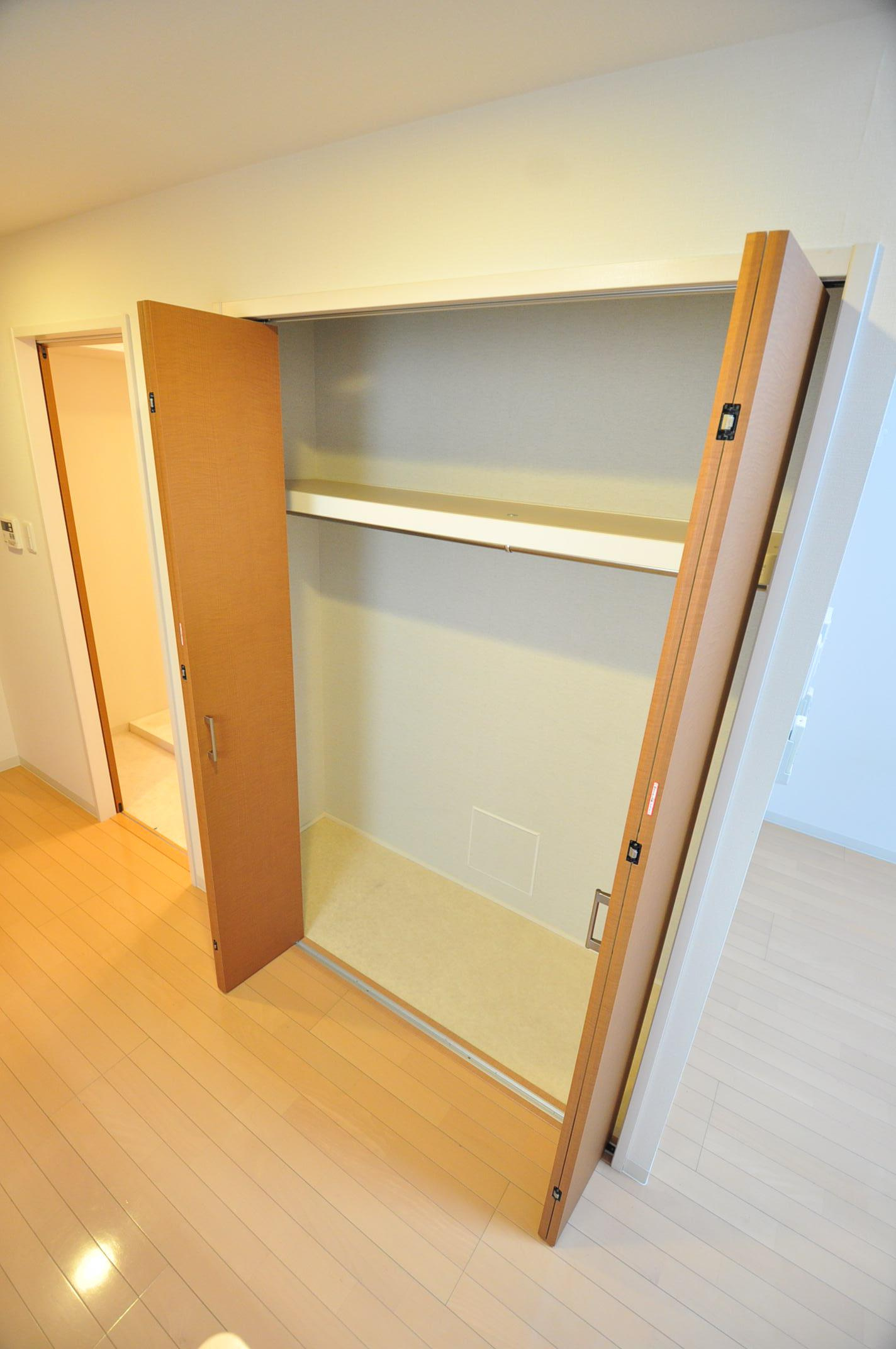 大阪市都島区片町２丁目の賃貸マンションの収納
