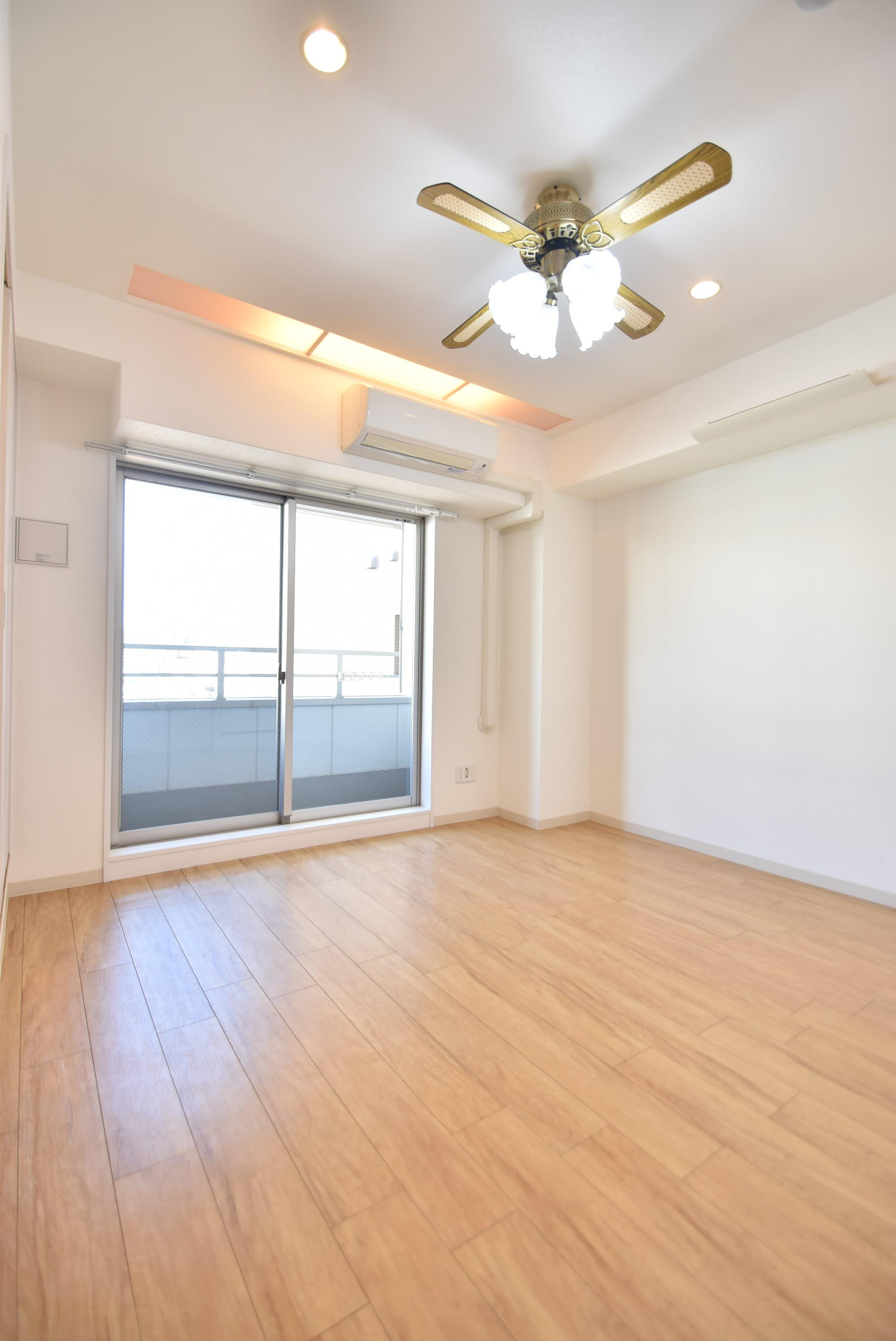 大阪市城東区蒲生３丁目の賃貸マンションの居間・リビング