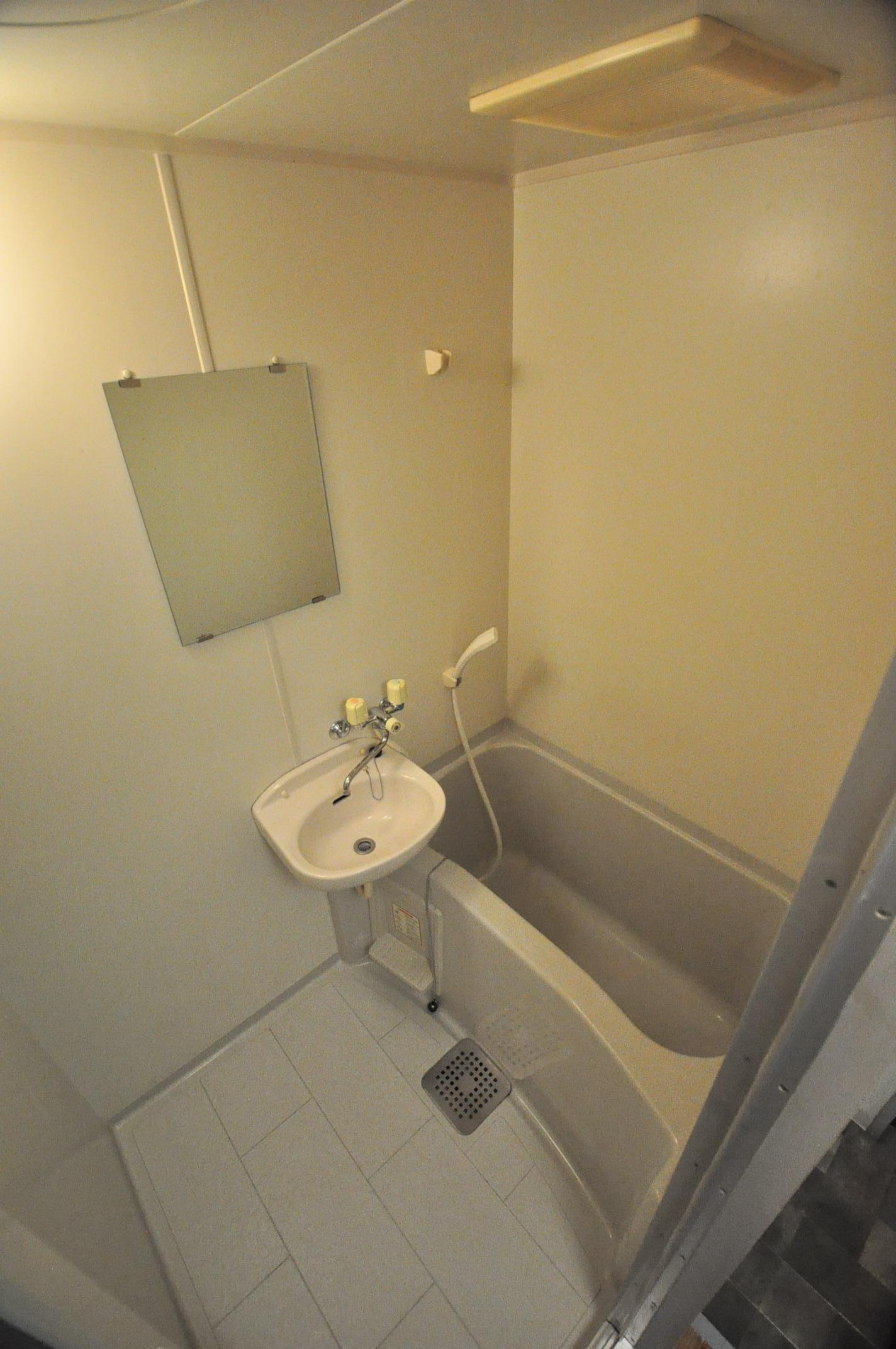 大阪市城東区鴫野西３丁目の賃貸マンションの浴室