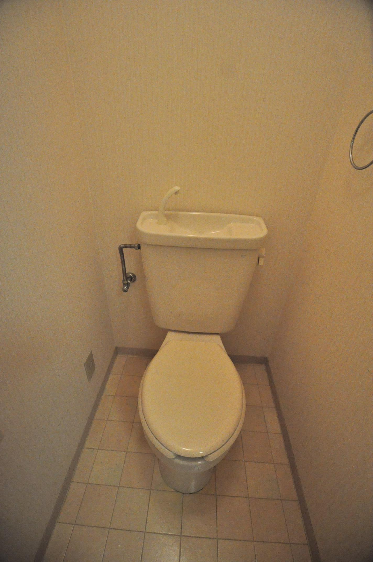 大阪市城東区鴫野西３丁目の賃貸マンションのトイレ