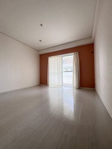 大阪市都島区都島本通４丁目の賃貸マンションの居間・リビング