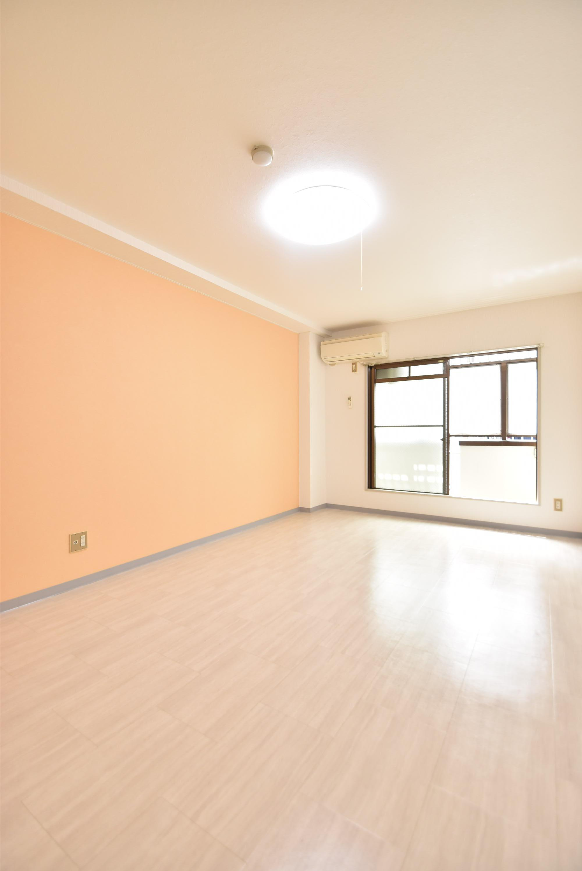 大阪市城東区成育２丁目の賃貸マンションの寝室