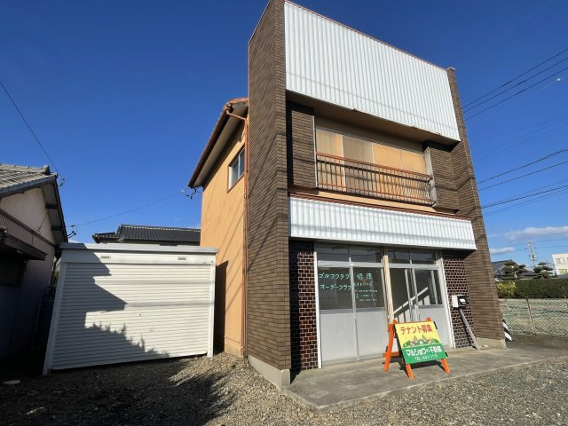 楊子町貸倉庫の外観