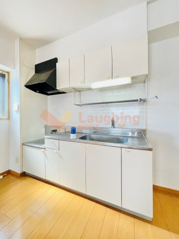 ロイヤルガーデン野中の杜のキッチン|※別号室の写真です