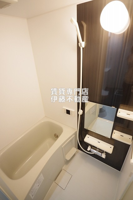リーブラ庄内通の浴室