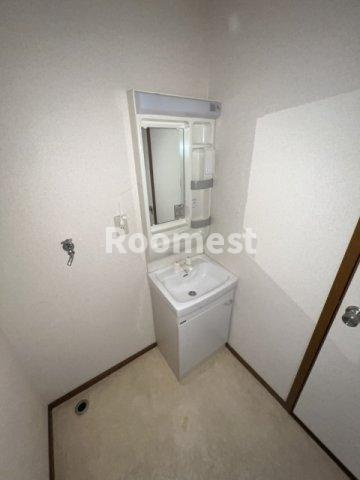 パルティールマンションの洗面所|コンパクトで使いやすい洗面所