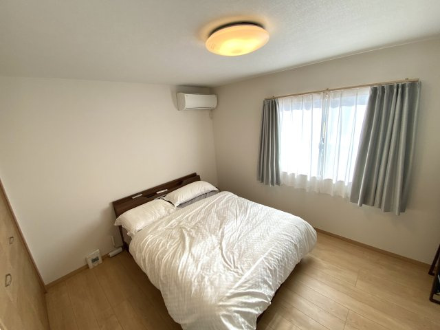 中古住宅　石原２丁目の洋室