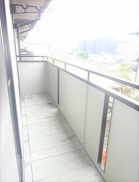 サンライズ平塚のバルコニー|陽当たり良好なバルコニーです