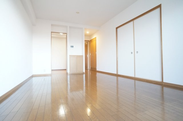 宝塚清荒神ヒルズの居間・リビング