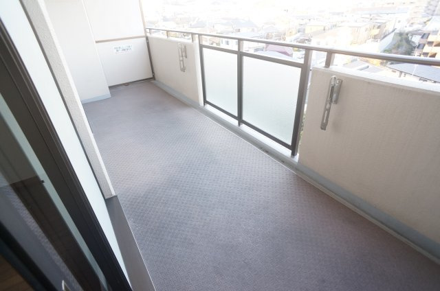 宝塚清荒神ヒルズのバルコニー