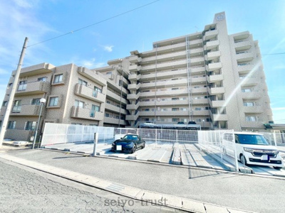 【駐車場】 | ローレルコート西条中央