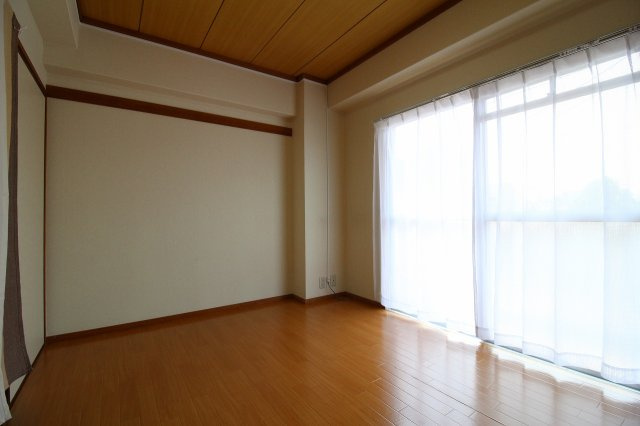 ステーションコーポの寝室|ゆとりの広さです