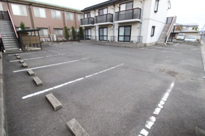 【駐車場】 | アヴェニール　Ⅱ棟