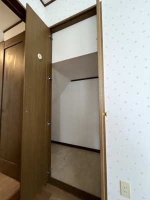 【収納】 | 永田東1丁目戸建 | 永田東1丁目戸建　洋室収納