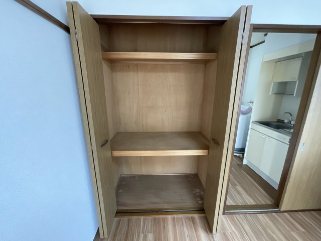【収納】 | サンリッチハイツ | 収納スペースもあります