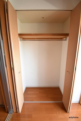 URBAN FLATS江坂　仲介手数料無料の収納