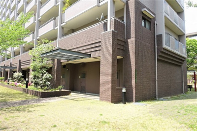 【その他共用部分】 | 淀川リバーサイドタウンさくら１３番館 | 1階にトランクルームが付いています。