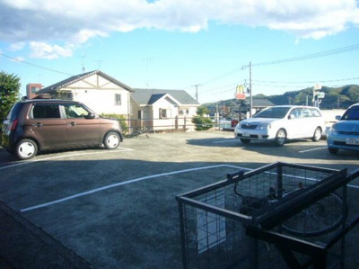 【駐車場】 | ザケイブアイカワ
