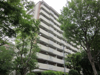 【外観】 | 淀川リバーサイドタウン桜第３コーポ | 大規模開発エリア内。緑あふれる住環境です。