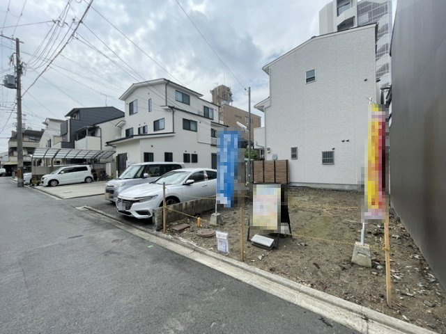 朱雀北ノ口町　建築条件付土地の前面道路含む現地写真