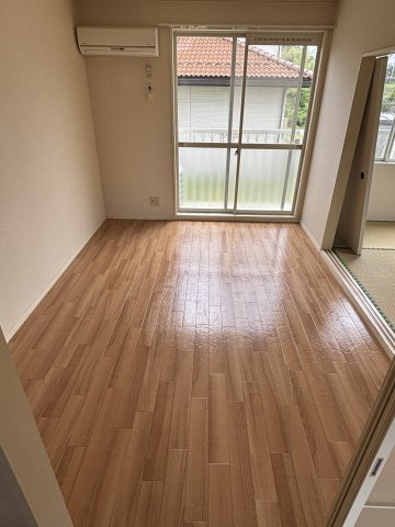 ほわいとぷらむの居間・リビング