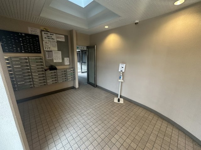 東急ドエルアルス雨宮のエントランス