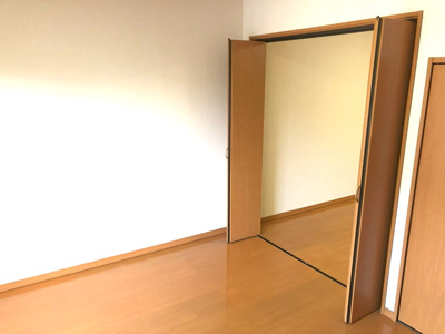 【寝室】 | サニープレイス