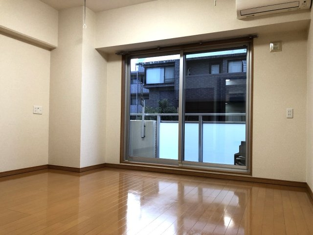 【洋室】 | サニープレイス