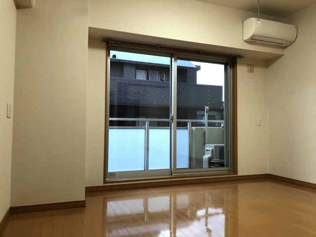 【洋室】 | サニープレイス