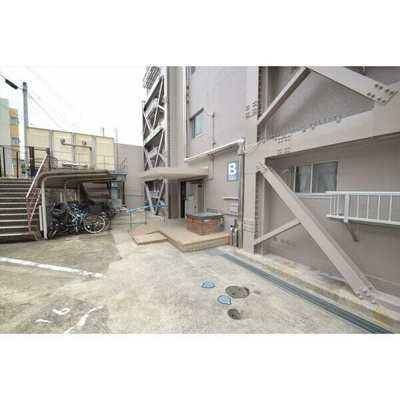 【駐車場】 | マンション向陽台B棟