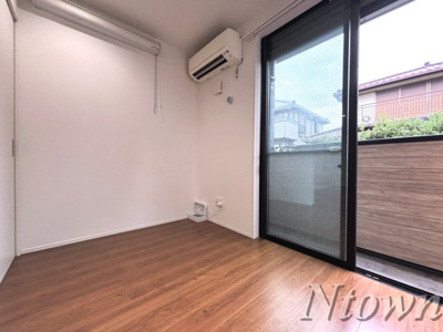 【洋室】 | KBY Futase | 明るい洋室です