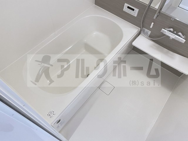 メゾンド五条宮の浴室