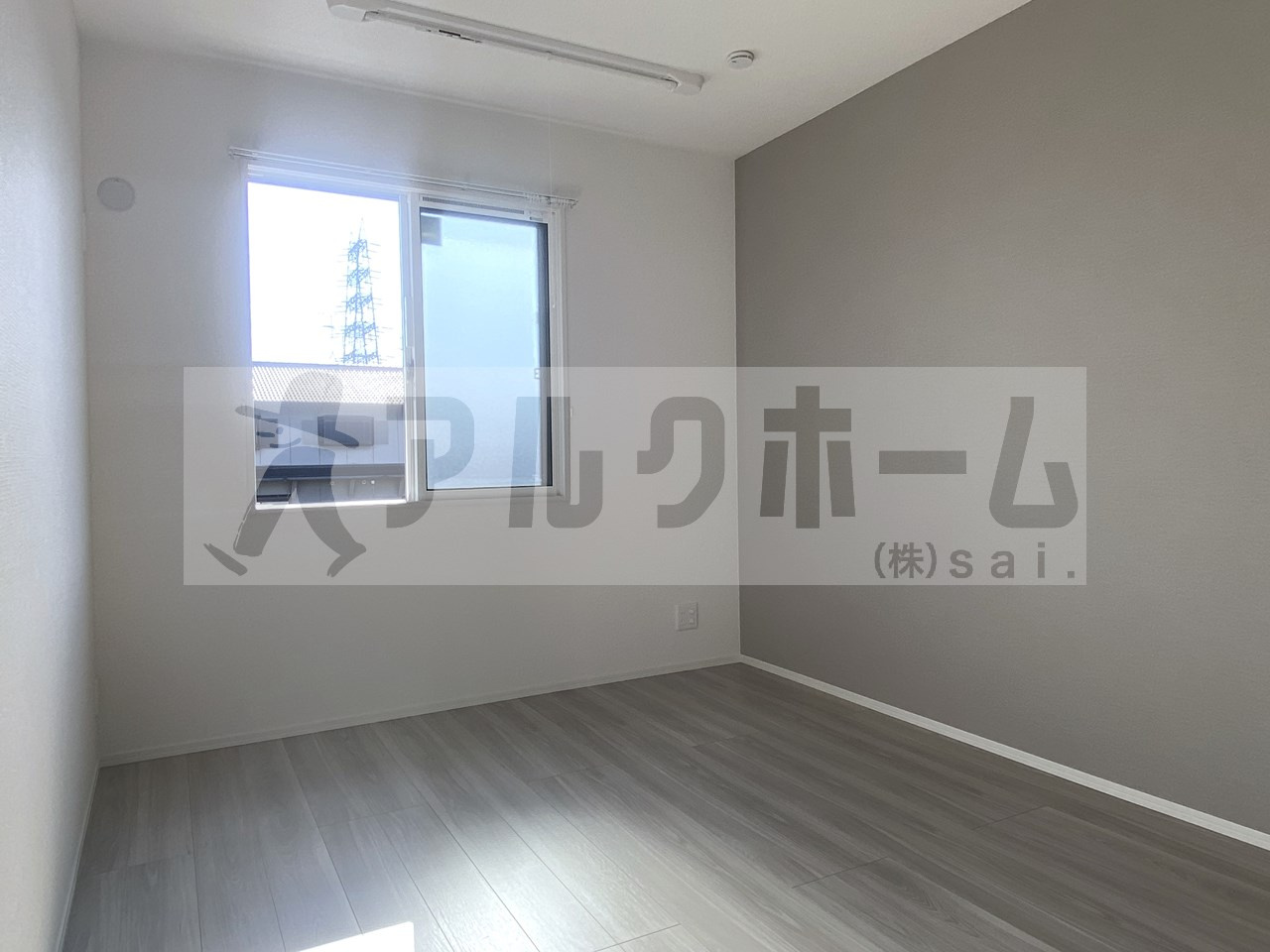 メゾンド五条宮の洋室