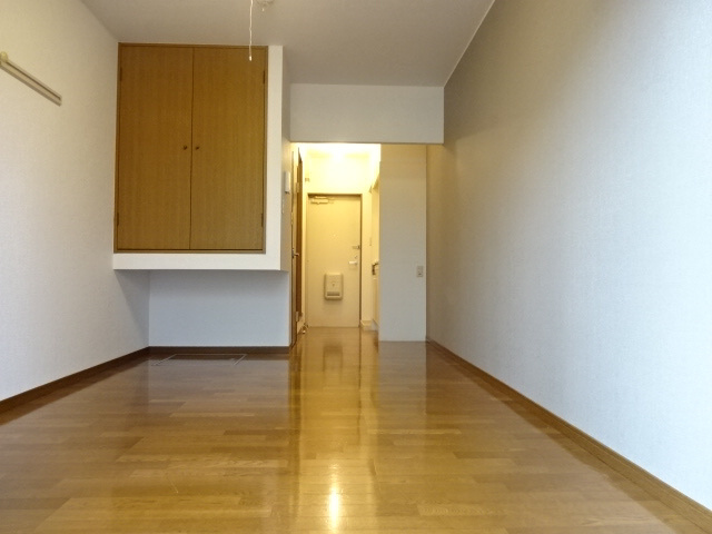 APT雄徳山の居間・リビング