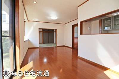 【居間・リビング】 | 立川若葉町3丁目戸建