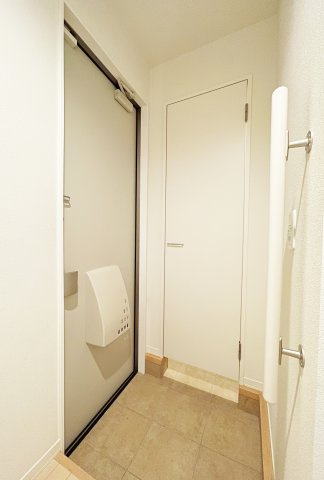 シャーメゾン　フォーレ蔵本　Ⅱ番館の玄関