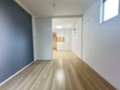 【洋室】 | レヴァレンス岸部