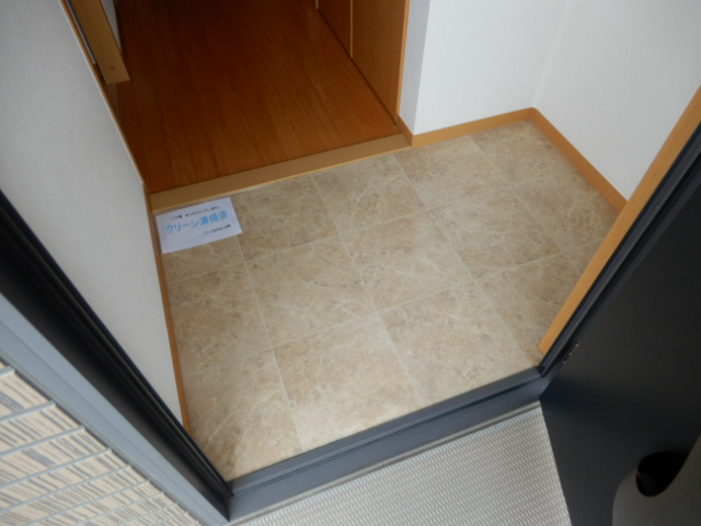 ル・シェモアの玄関