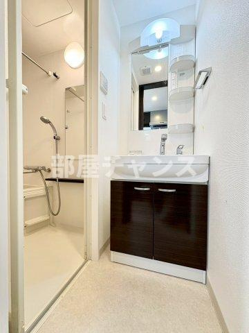 エステムコート名古屋鶴舞シエルの独立洗面台