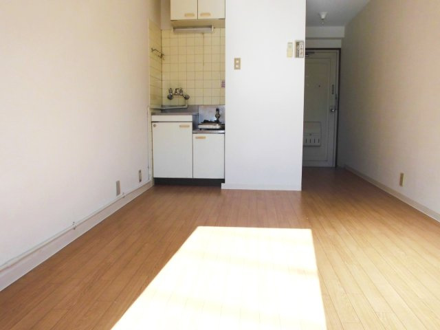 新井マンションの洋室|※写真は同タイプの別室になります