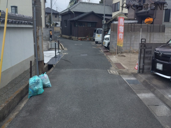 【前面道路含む現地写真】 | 姫路市伊伝居／売土地