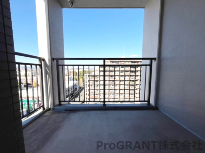 【バルコニー】